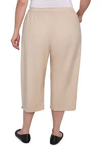 Plus Catalina Island Patch Pocket Capri Pants