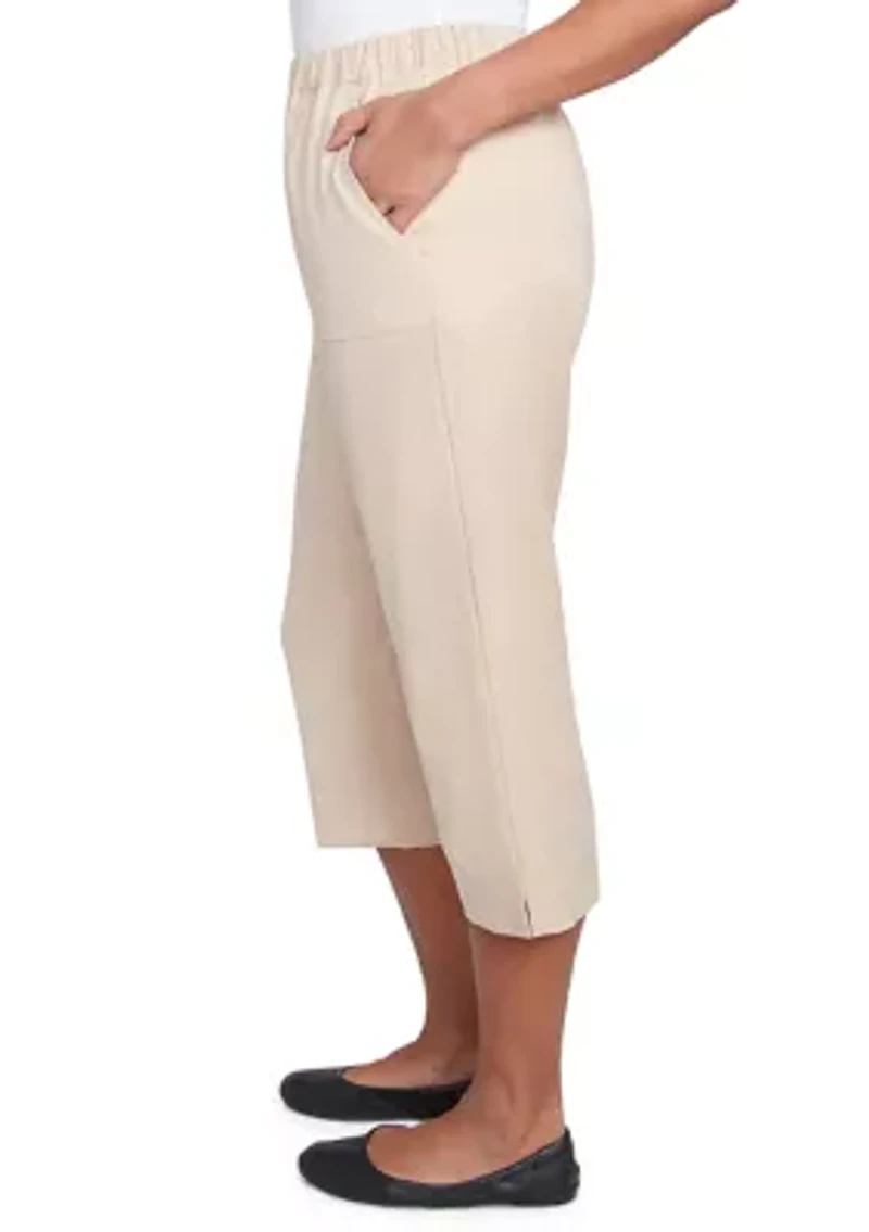 Petite Catalina Island Patch Pocket Capri Pants