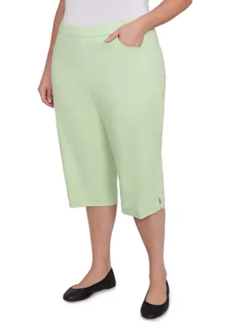 Plus Parrot Cay Novelty Cuff Capri Pants with Tummy Control