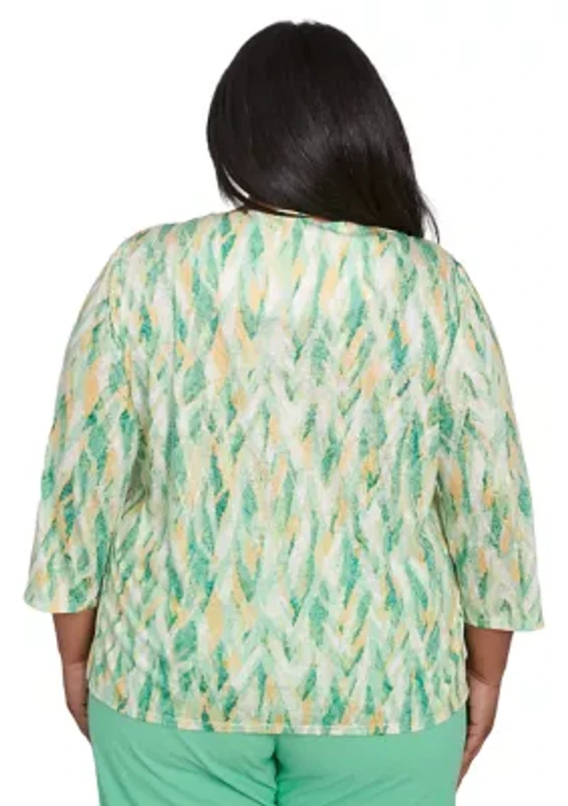 Plus Rise and Shine Texture Printed Top
