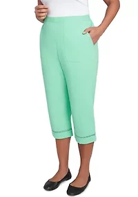 Petite Rise & Shine Dot Lace Trim Capri Pants