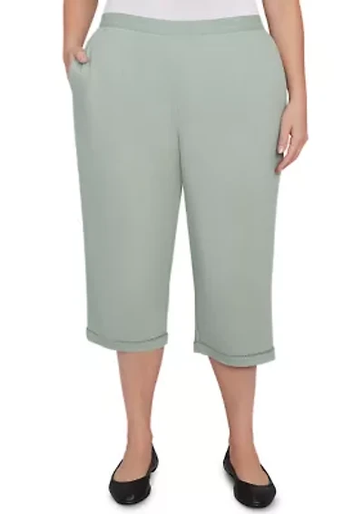 Plus Santa Fe Capri with Crochet Inset