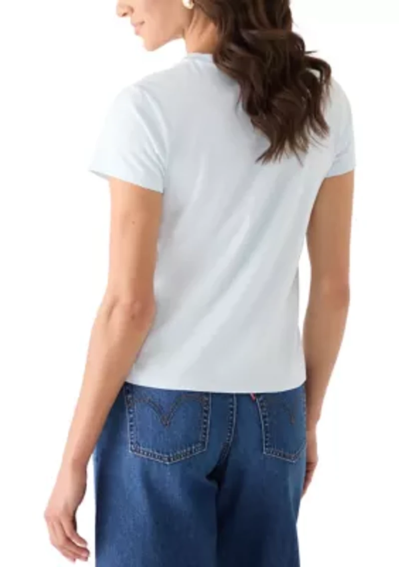 Women's Butterfly On Daisy Graphic T-Shirt