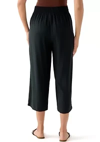 Women's Side Button Capri Pants