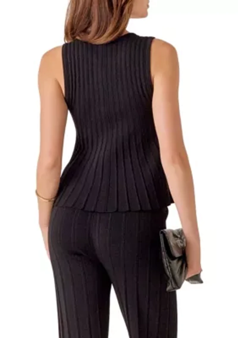 Sleeveless knit top