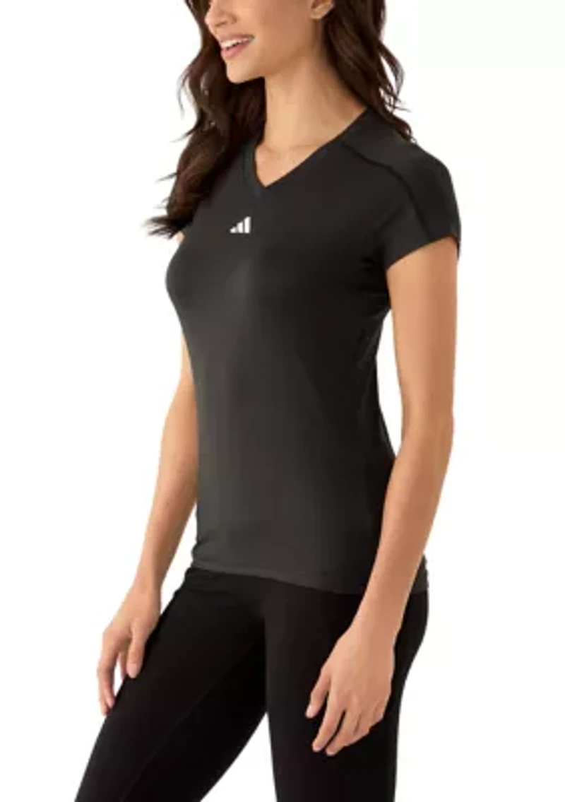 AEROREADY Train Essentials Minimal Branding V-Neck T-Shirt