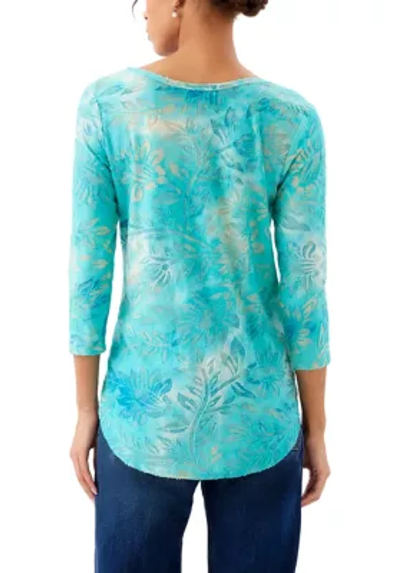Women's 3/4 Sleeve Burnout Shirttail Top