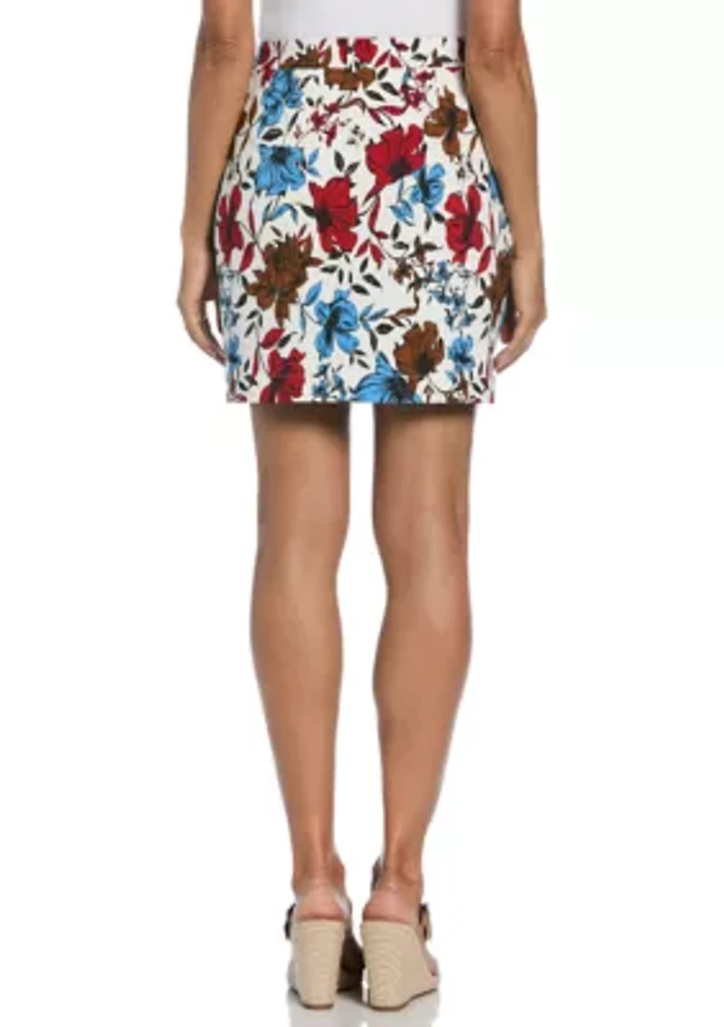 Petite All-Over Floral Print Welt Pocket Skort