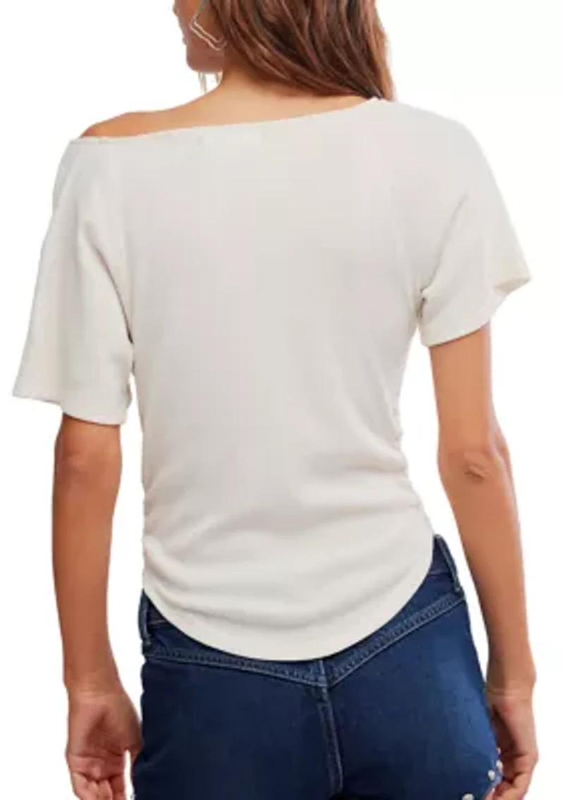 Lucy Off-The-Shoulder T-Shirt