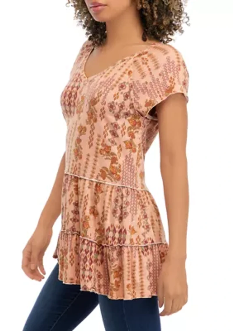 Short Sleeve V-Neck Tiered Knit Top