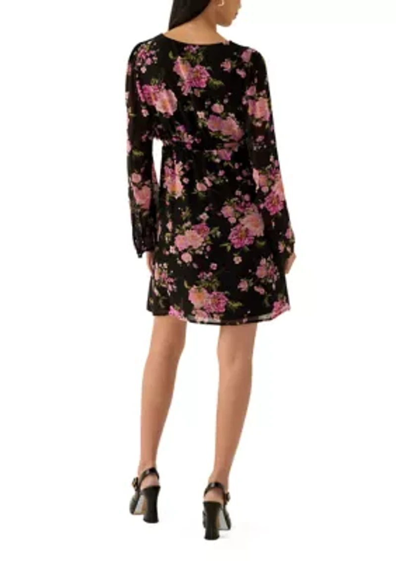 Women's V-Neck Dress with Lace Trim