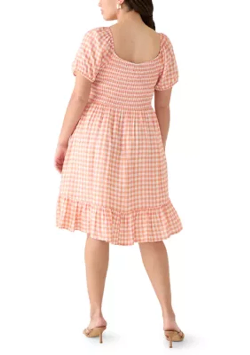 Plus Short Sleeve Smocked Sweetheart Neck Bodice Dress