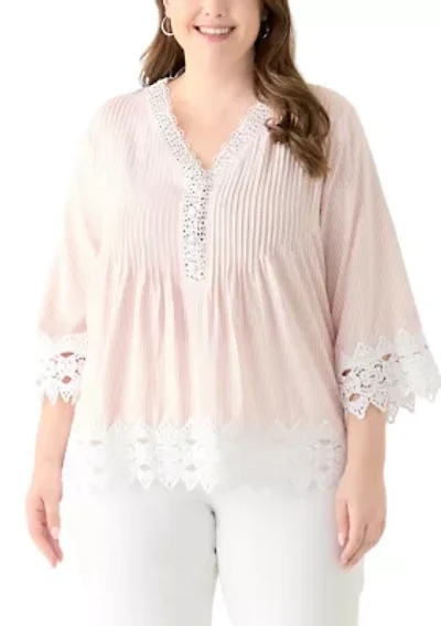 Plus 3/4 Sleeve Crochet Trim Woven Blouse