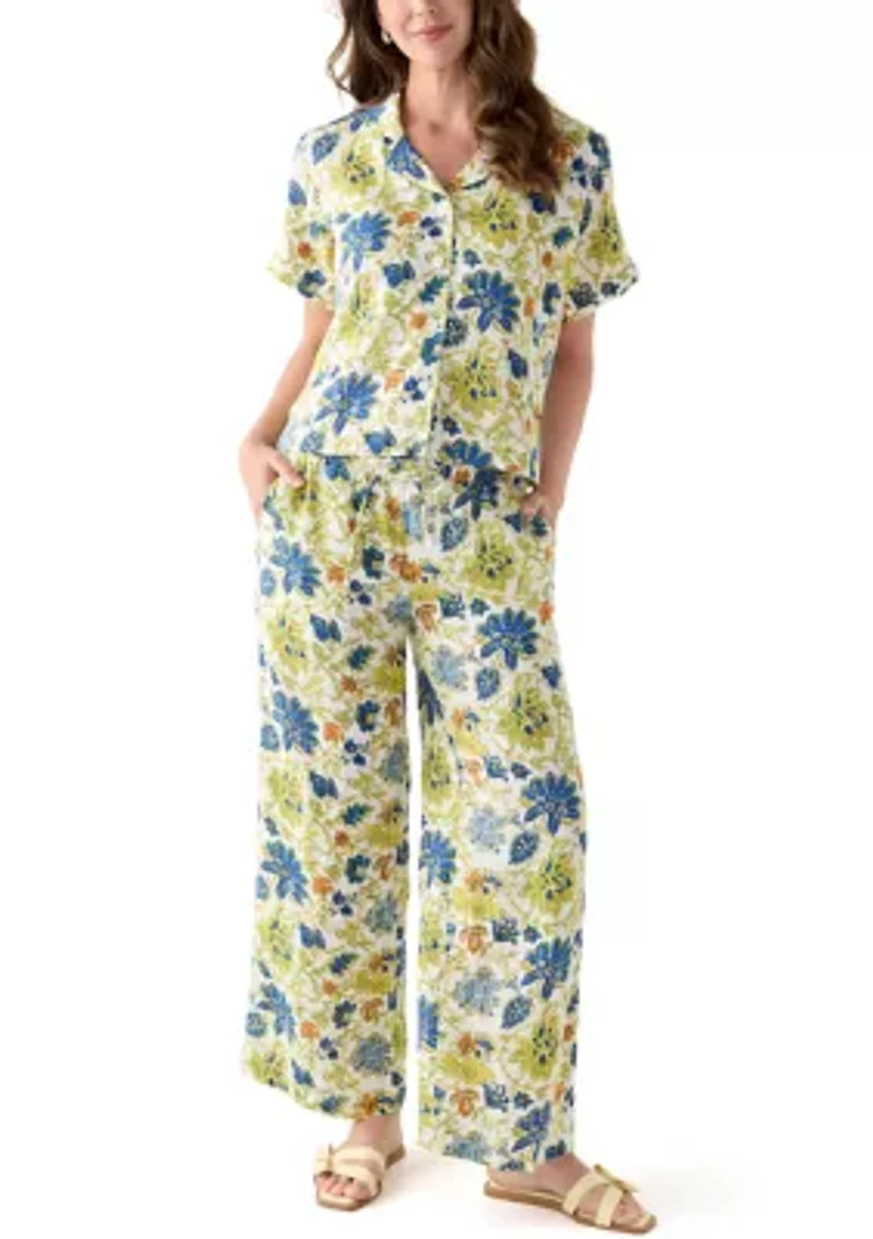 Women's Short-Sleeve Linen Floral Camp Shirt