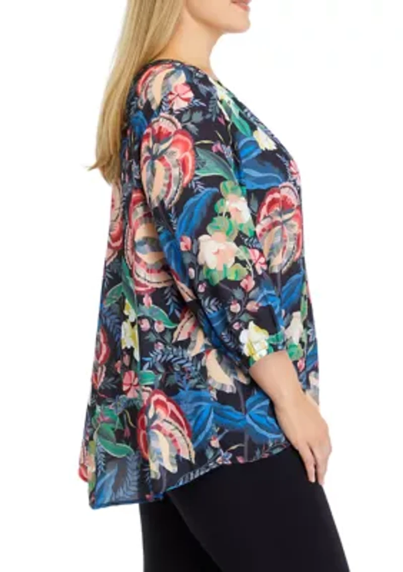 Plus 3/4 Sleeve Split Neck Printed Top