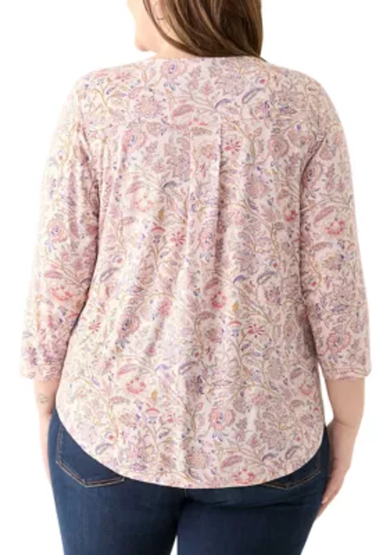 Plus 3/4 Sleeve Pleat Back Knit Top