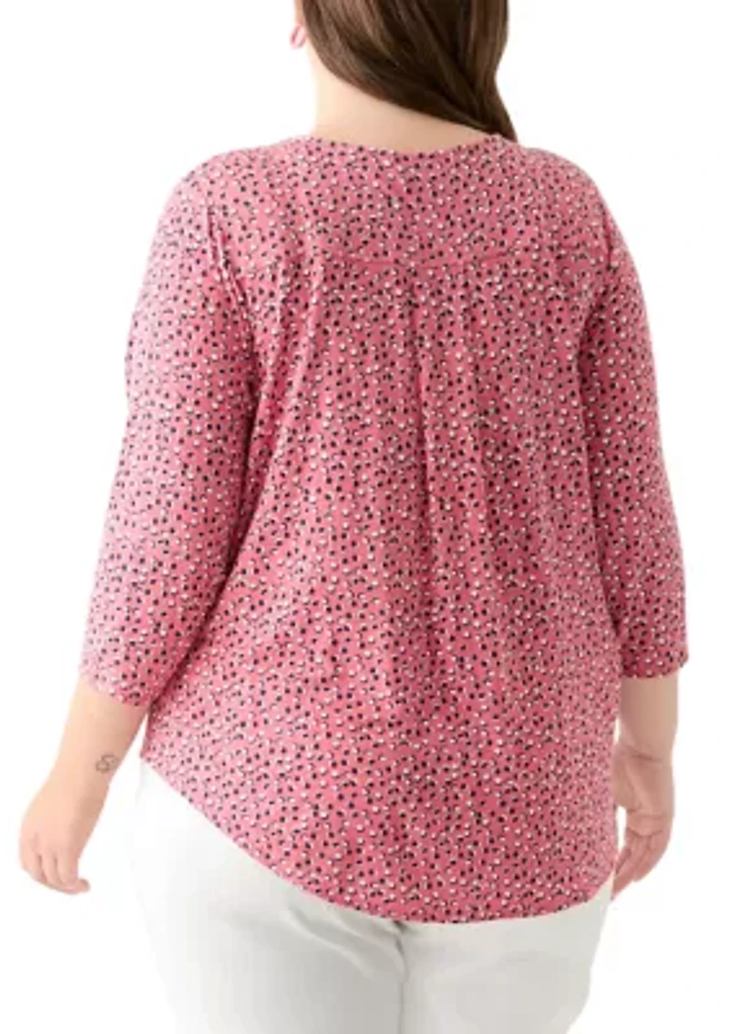 Plus 3/4 Sleeve Pleat Back Knit Top