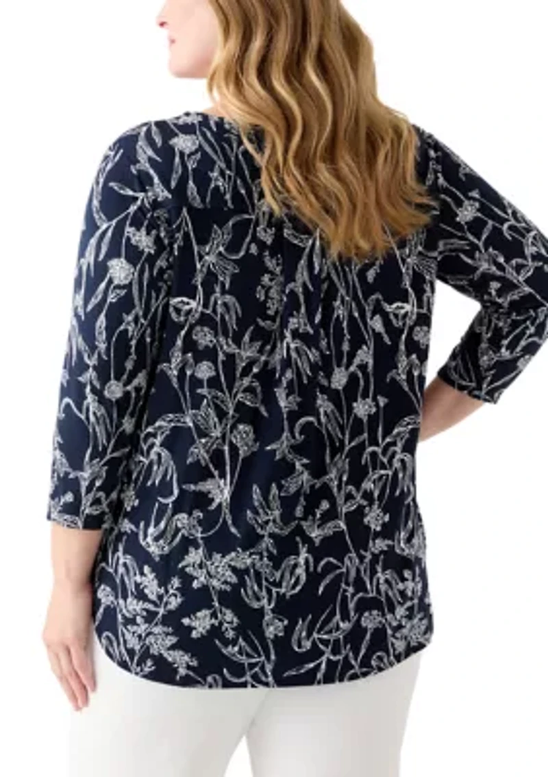 Plus Three-Quarter Sleeve Pleatback Tee