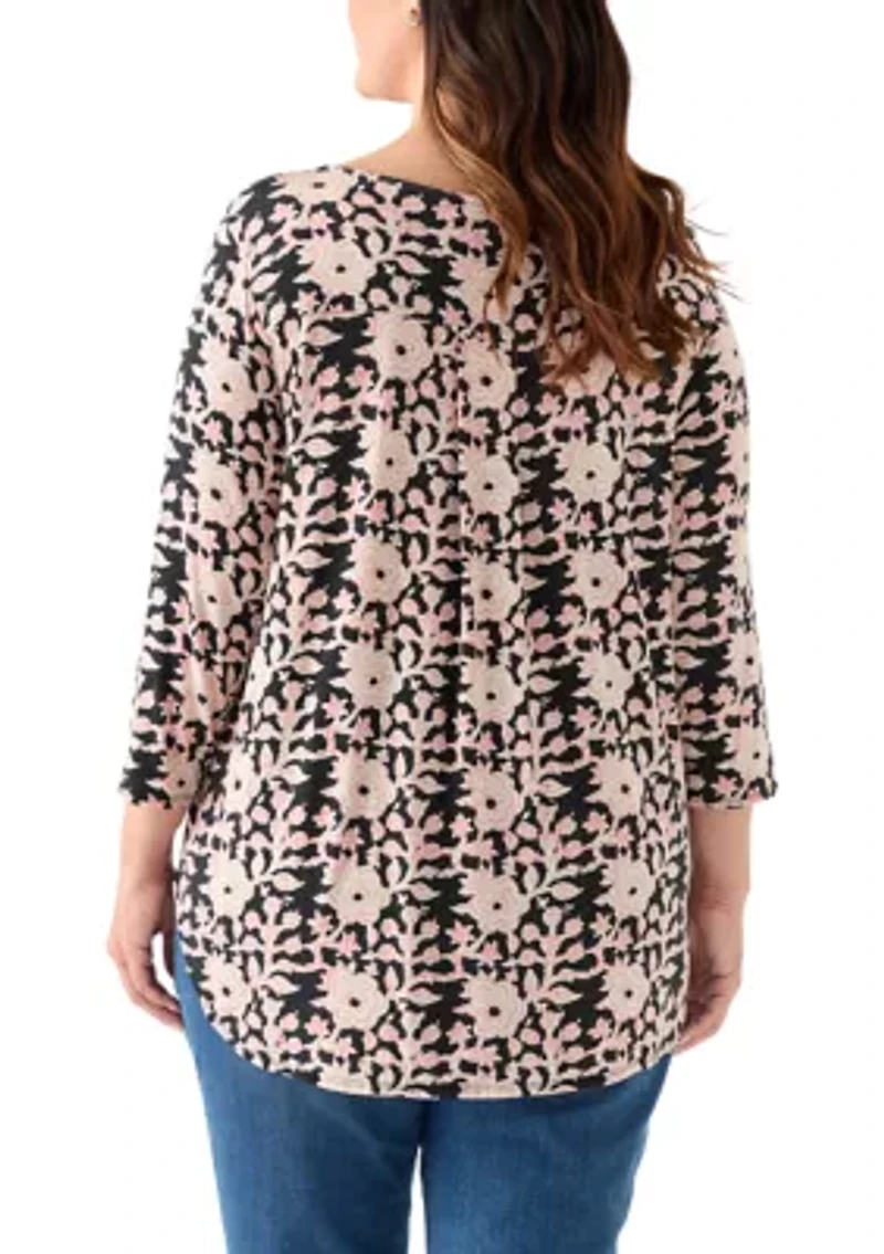 Plus 3/4 Sleeve Pleat Back T-Shirt