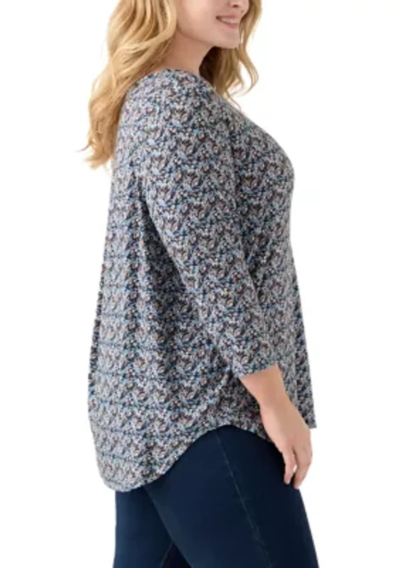 Plus Three-Quarter Sleeve Pleatback Tee