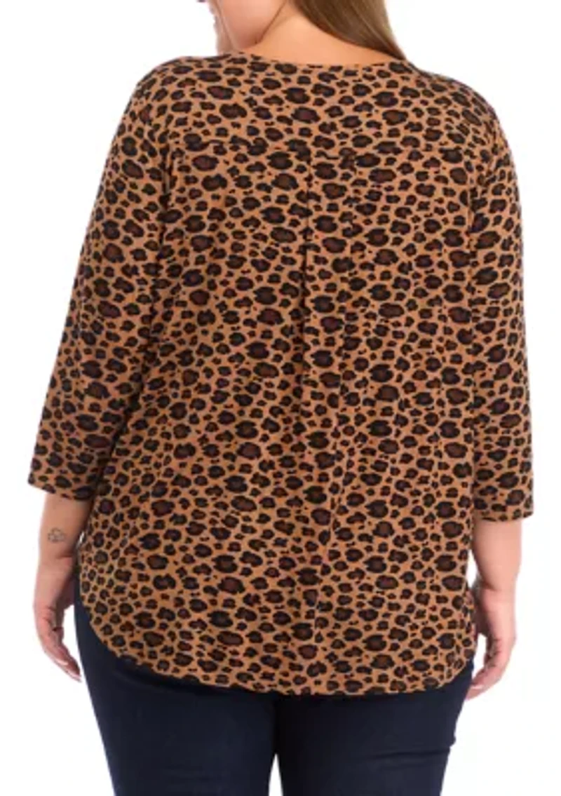 Plus Pleated Printed Back Knit Top