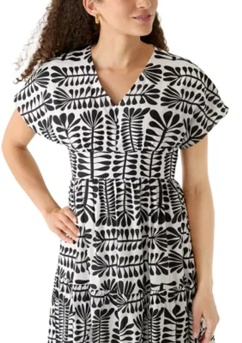 Petite Short Sleeve V-Neck Tiered Dress