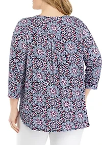 Plus 3/4 Sleeve Pleat Back Knit Top