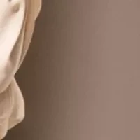 Women's High-Rise Wide-Leg Jeans