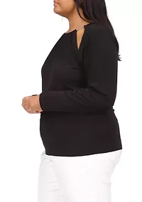 Plus Solid Chain Cutout Top