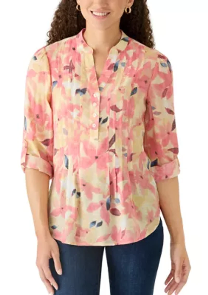 Petite 3/4 Sleeve Pintuck Floral Top