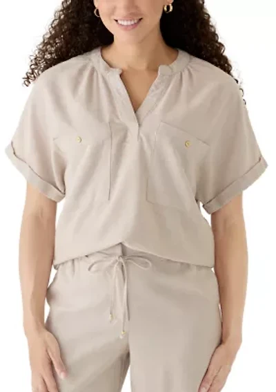 Petite Short Sleeve V-Neck Linen Top
