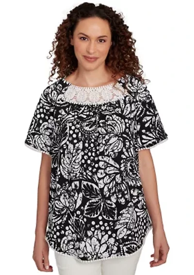Women's Batik Island Paisley Lace Neck T-Shirt