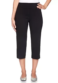 Petite Mid-Rise Pull-On Straight Solar Millennium Tech Capris