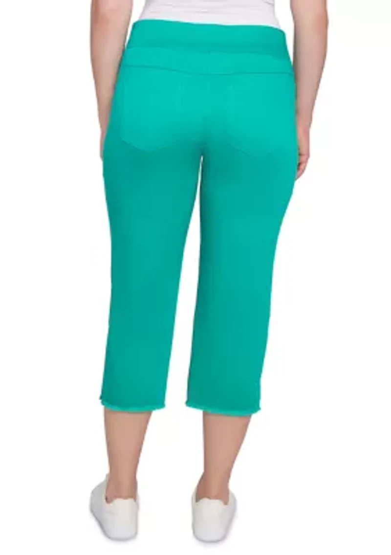 Petite Soft Denim Pull On Fringe Capri Pants