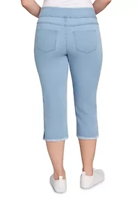 Women's Stretch Denim Fringe Capri Pants