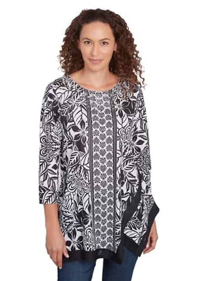 Women's Monochrome Floral Sharkbite Top