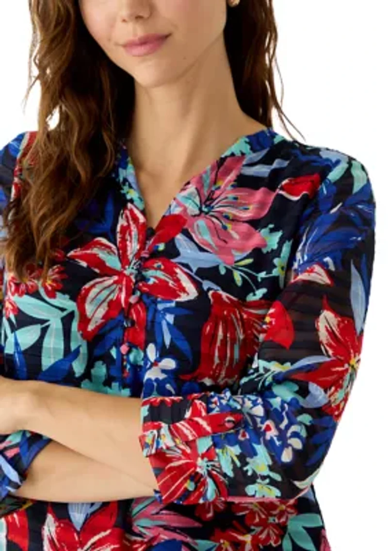 Women's 3/4 Sleeve Henley Print Top