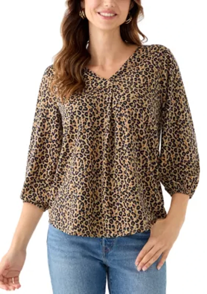 Women's Three-Quarter Sleeve V-Neck Top with Pleats