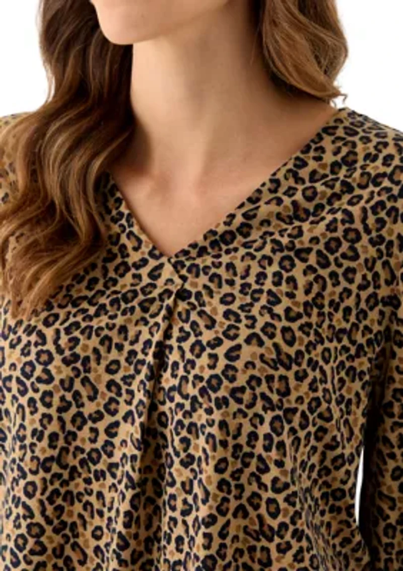 Women's Three-Quarter Sleeve V-Neck Top with Pleats