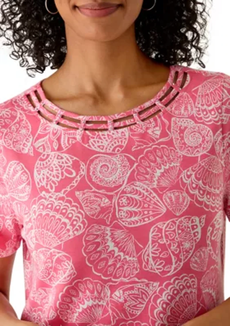 Women's Short Sleeve Neck Detail Printed Top