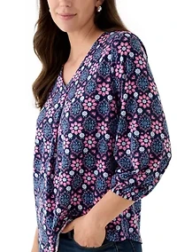 Women's 3/4 V-Neck Pleated Top