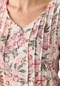 Women's 3/4 Sleeve Printed V-Neck Henley Shirt