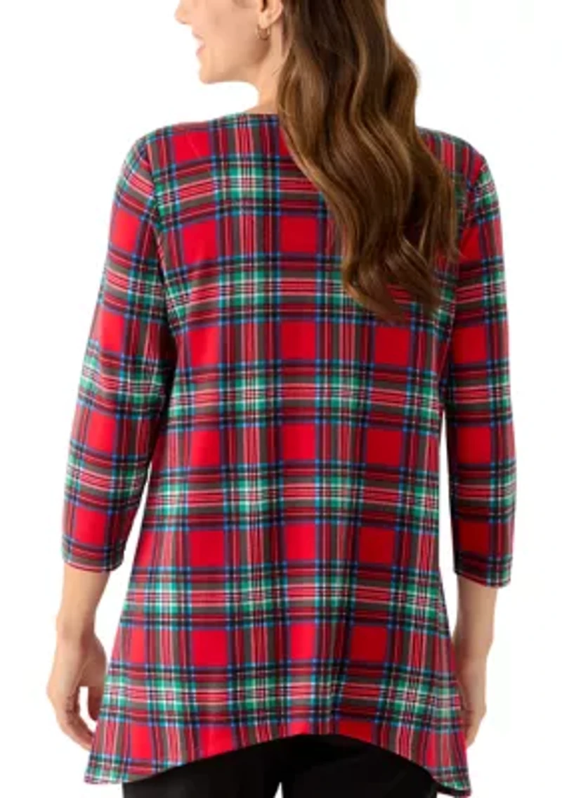 Women's 3/4 Sleeve Plaid Sharkbite  Hacci Top