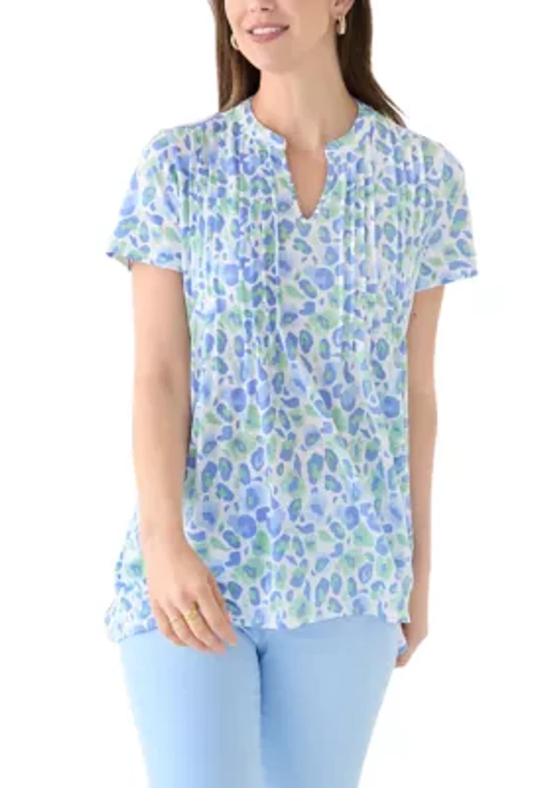 Women's Printed Pintuck Detail Top
