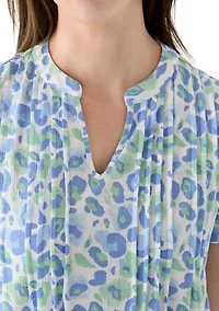 Women's Printed Pintuck Detail Top