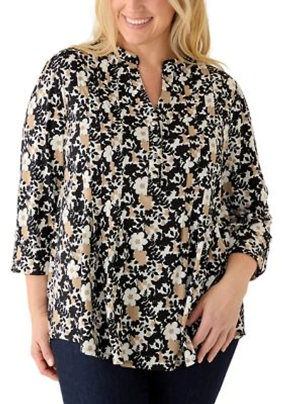 Plus 3/4 Sleeve Roll-Tab Henley Shirt