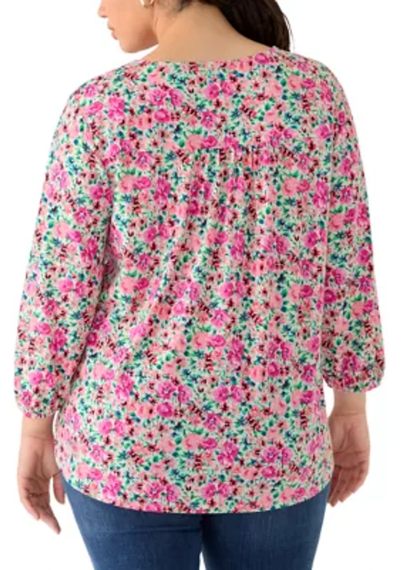 Plus 3/4 Sleeve V-Neck Pleat Detail Top
