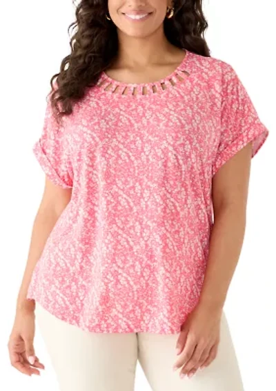 Plus Lattice Neck T-Shirt