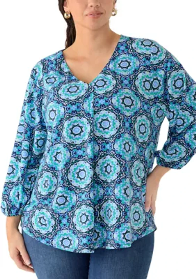 Plus Three-Quarter Sleeve V-Neck Pleated Top