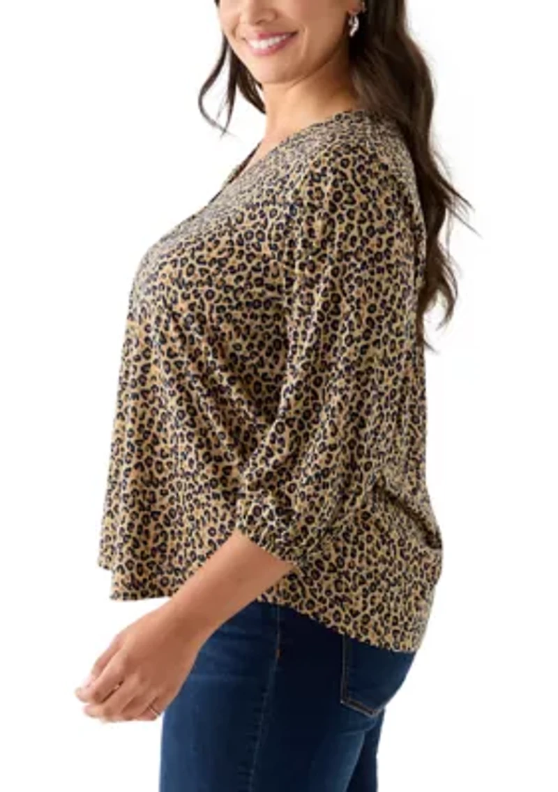 Plus 3/4 V-Neck Pleated Top